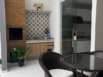 Varanda gourmet com churrasqueira - Casa � venda Antares Macei�